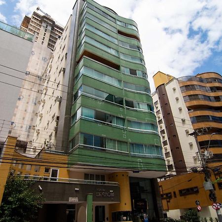 Elegancia Classica 100M Da Praia Na Rua 3700 P1397 Balneario Camboriu Exterior photo